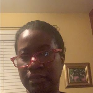 Meet your Posher, Karon